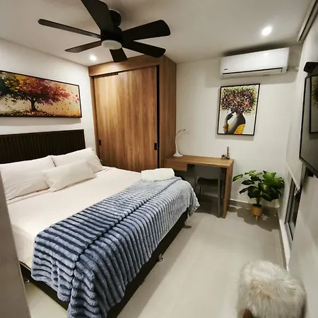 Comodo De 3 Con Piscina Cerca Al Mar En *
