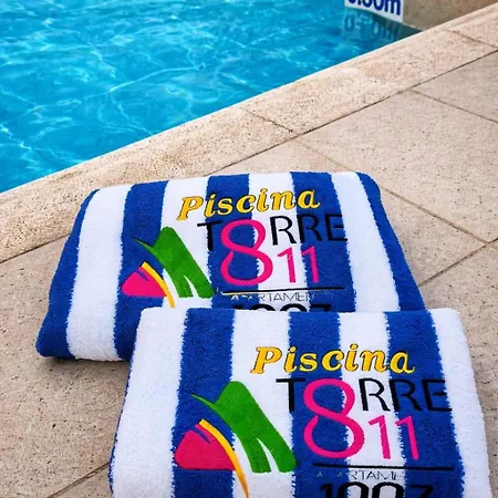 Comodo De 3 Con Piscina Cerca Al Mar En